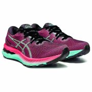 ASICS 漆黑闪跑